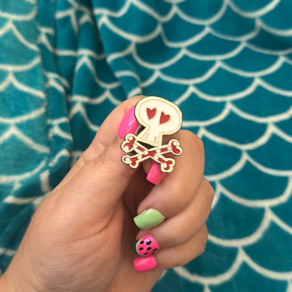 Disney Parks Tradable Pin